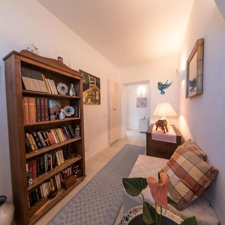 B&B Da Nicoletta Сан-Панталео Экстерьер фото